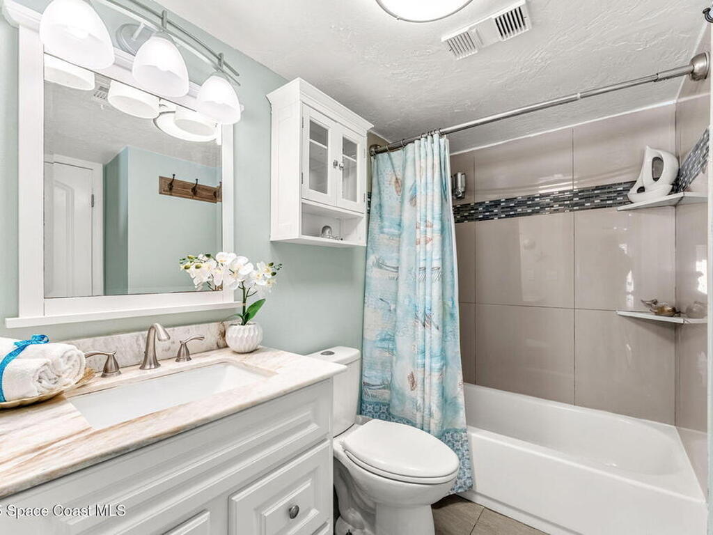 424 Jefferson Avenue, Cape Canaveral, FL 32920