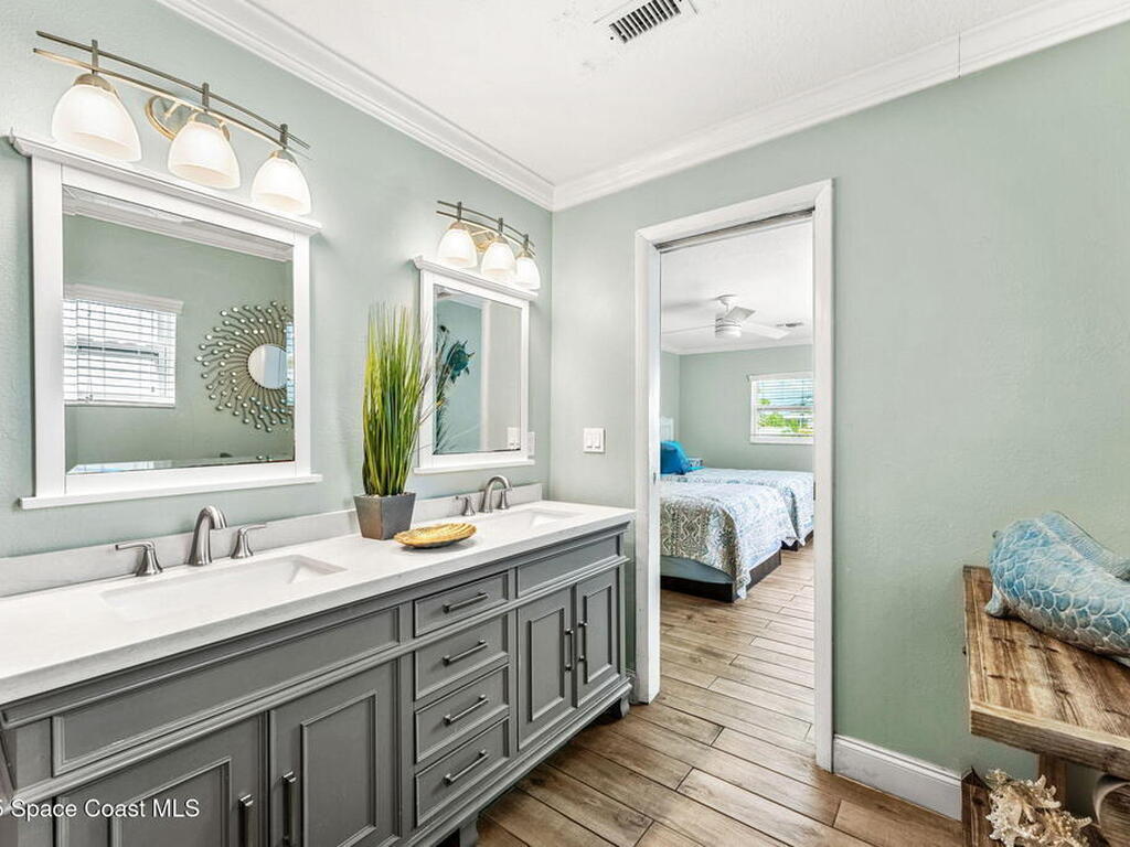 424 Jefferson Avenue, Cape Canaveral, FL 32920