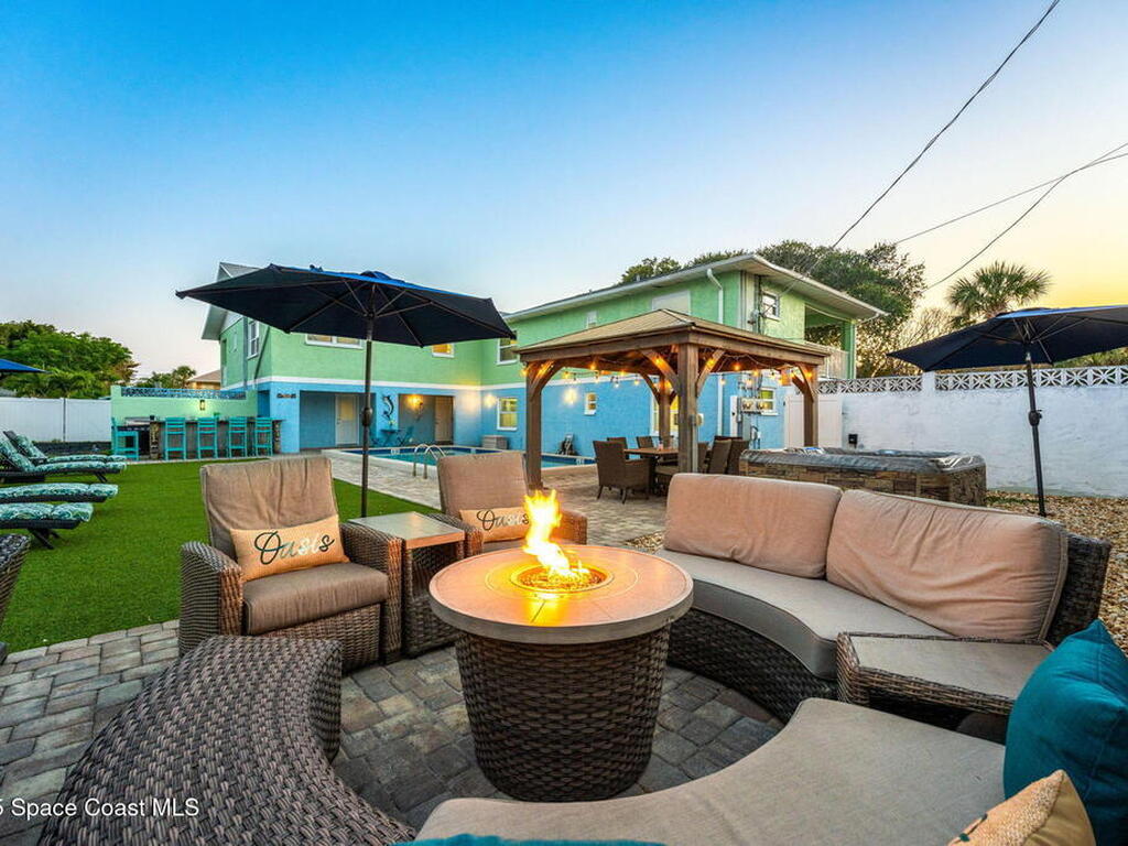 424 Jefferson Avenue, Cape Canaveral, FL 32920