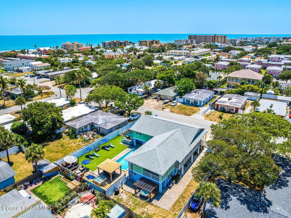 424 Jefferson Avenue, Cape Canaveral, FL 32920