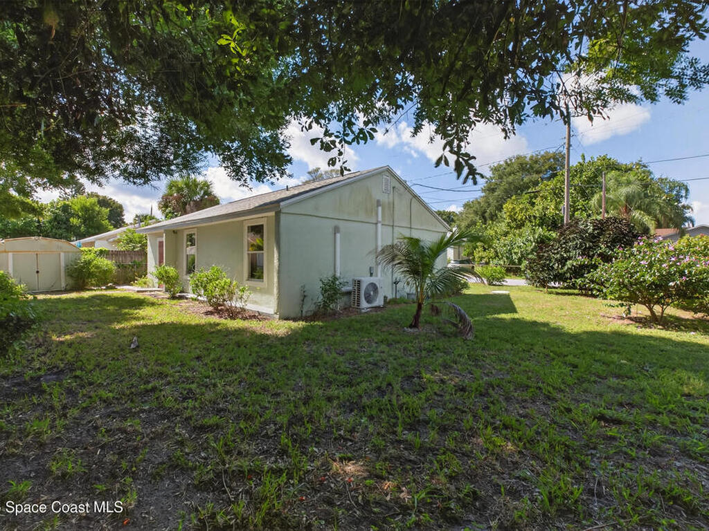 1220 Robin Drive, Merritt Island, FL 32952