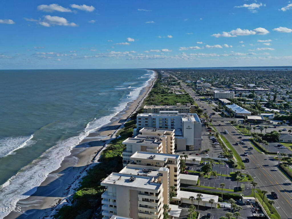 2727 N Highway A1a, Indialantic, FL 32903