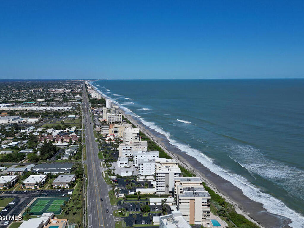 2727 N Highway A1a, Indialantic, FL 32903