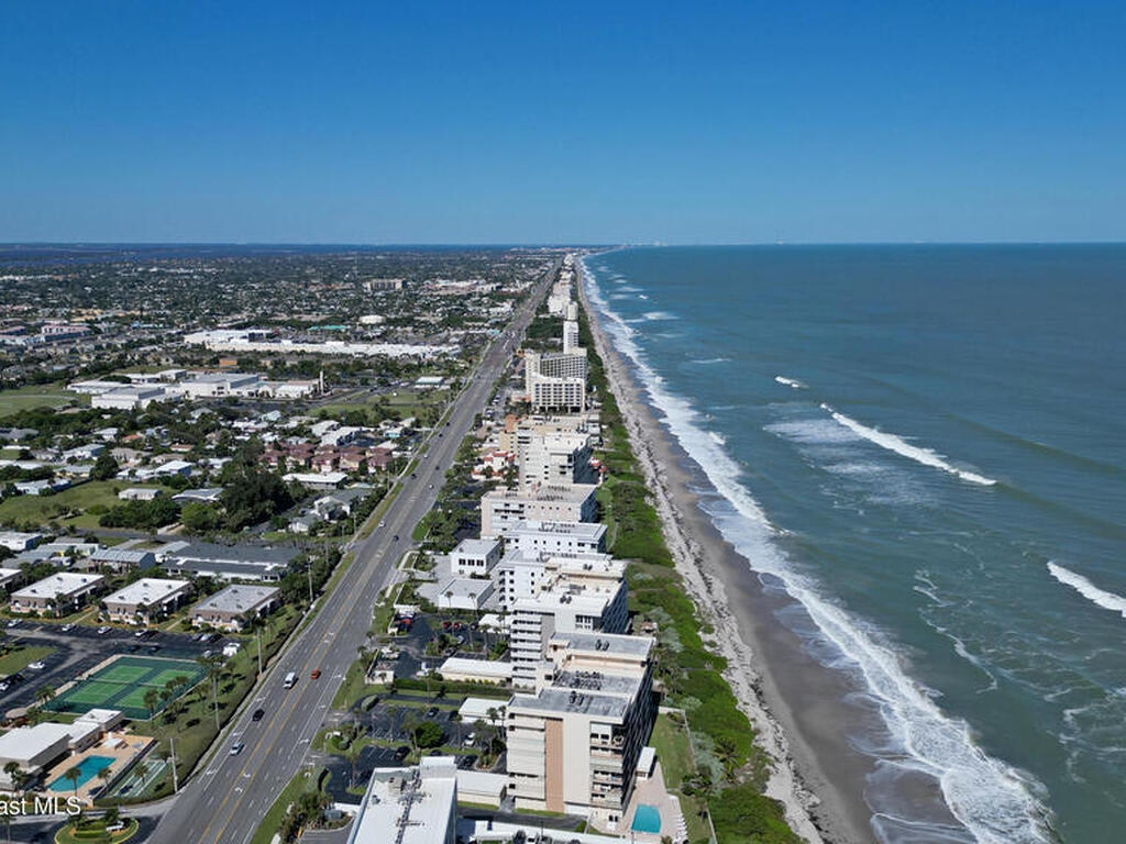 2727 N Highway A1a, Indialantic, FL 32903