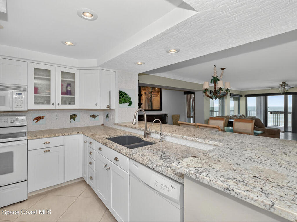 2727 N Highway A1a, Indialantic, FL 32903