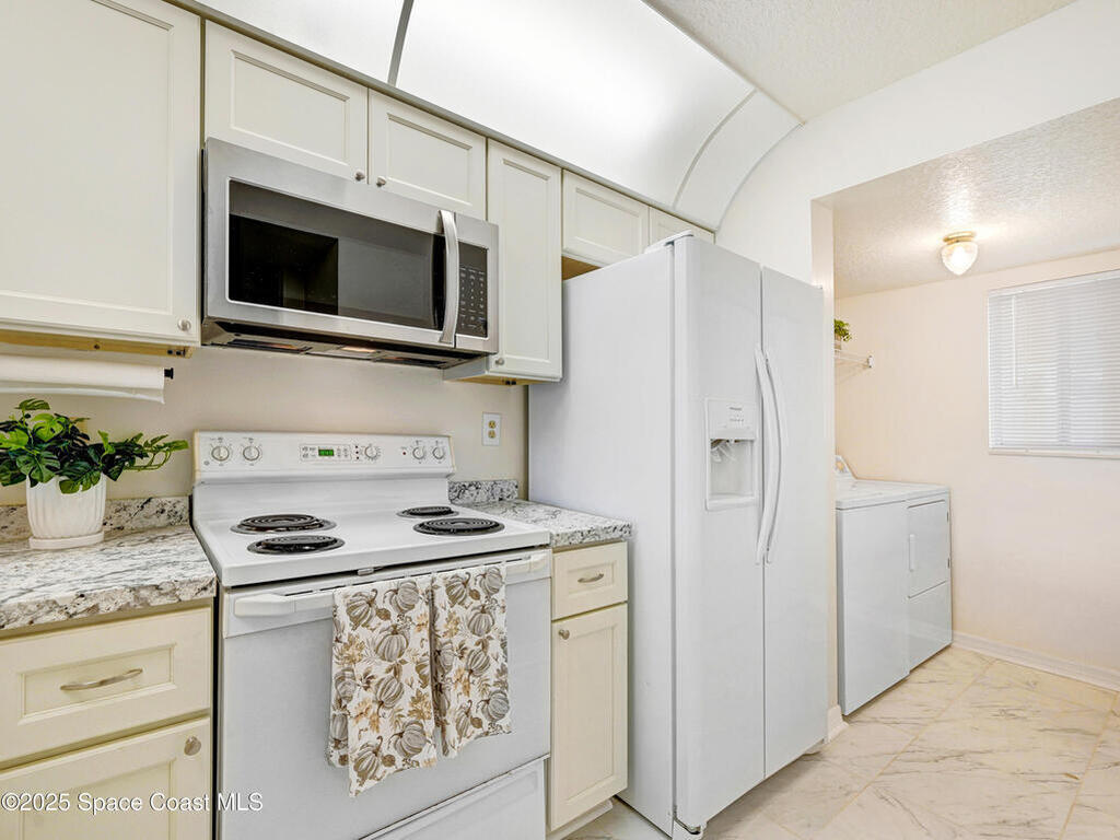 1410 Huntington Lane, Rockledge, FL 32955