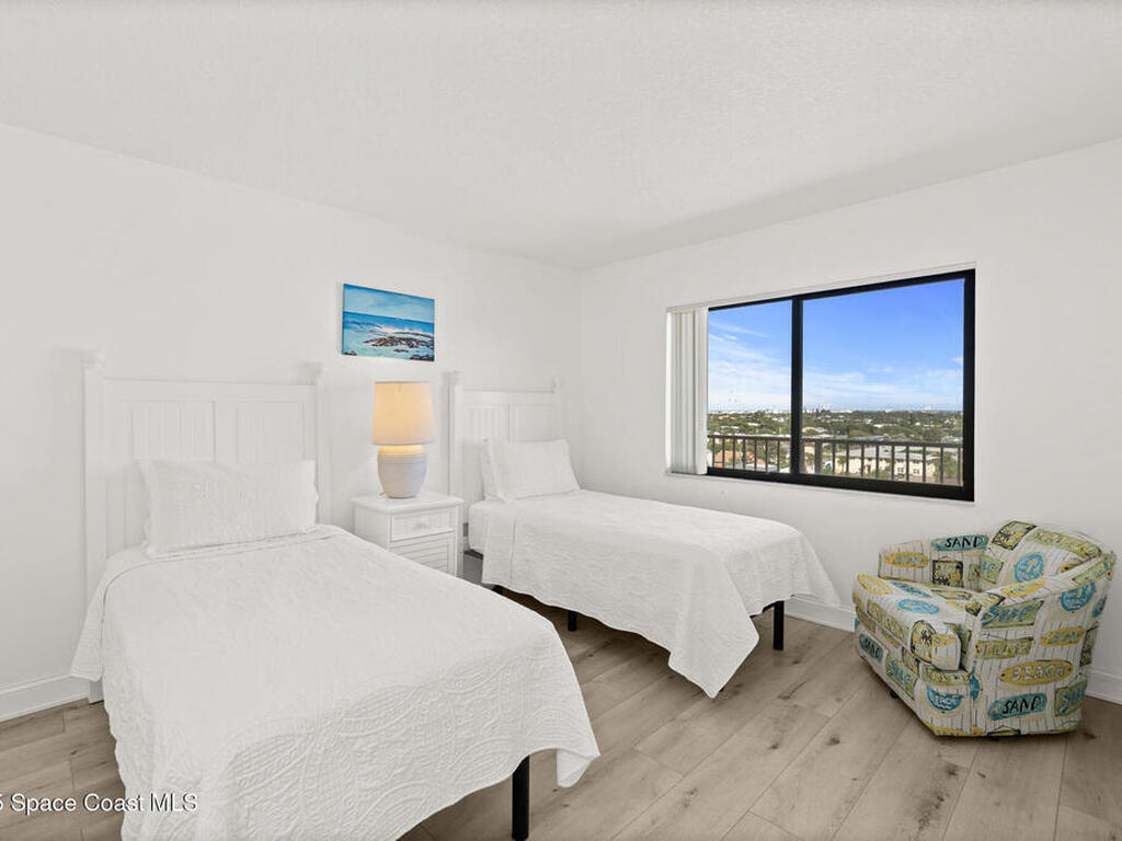 7520 Ridgewood Avenue, Cape Canaveral, FL 32920