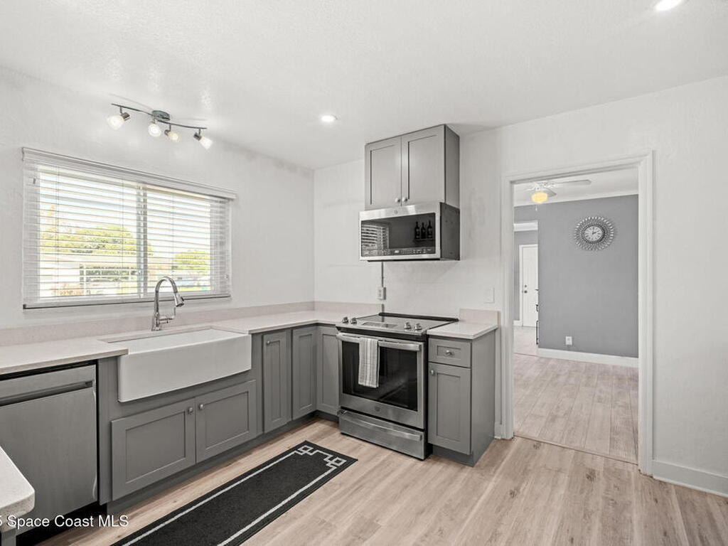 95 Peck Avenue, Merritt Island, FL 32952