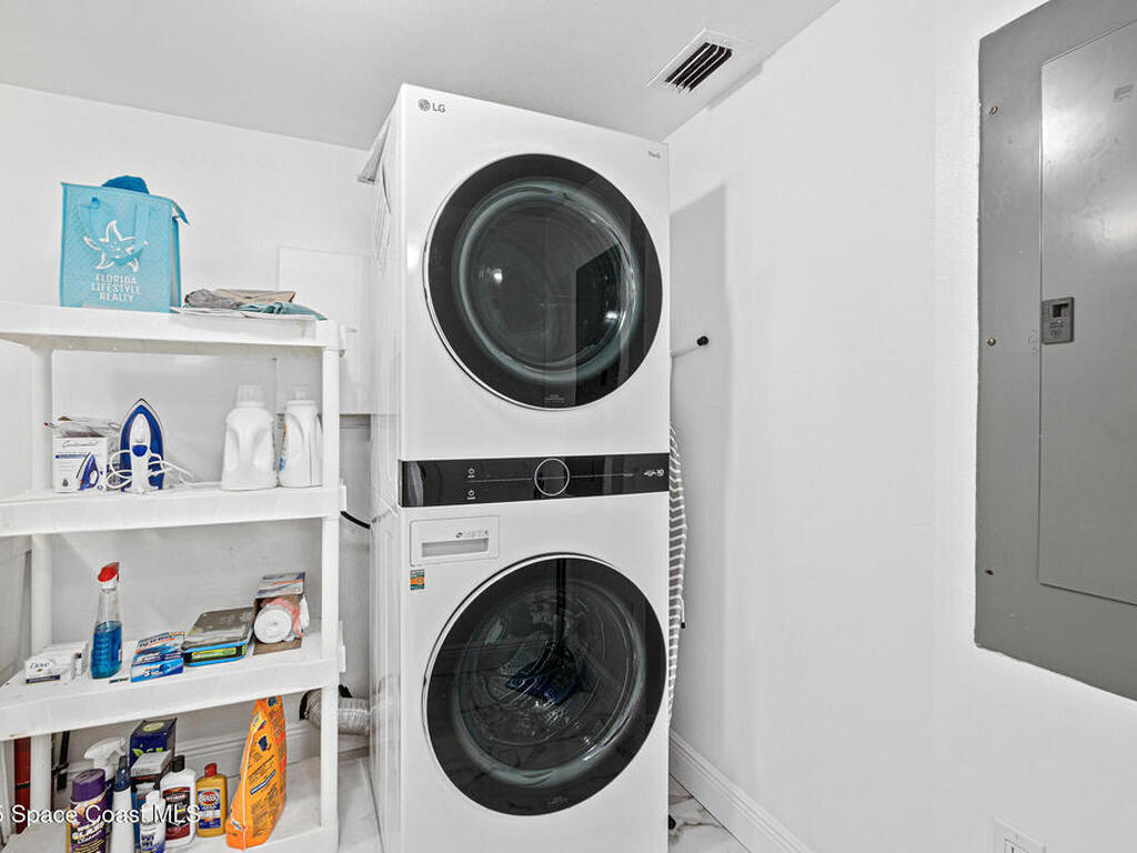 443 Johnson Avenue, Cape Canaveral, FL 32920