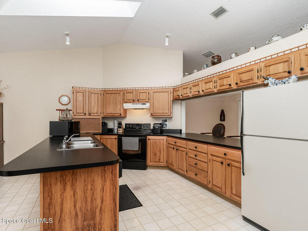 2080 Atz Road, Malabar, FL 32950