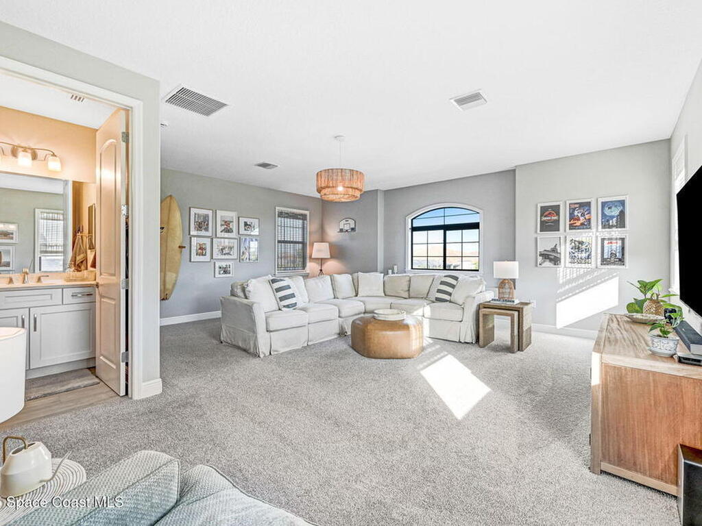 8240 Stonecrest Drive, Melbourne, FL 32940