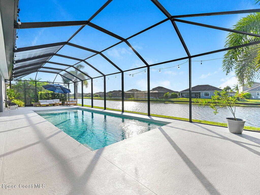 8240 Stonecrest Drive, Melbourne, FL 32940