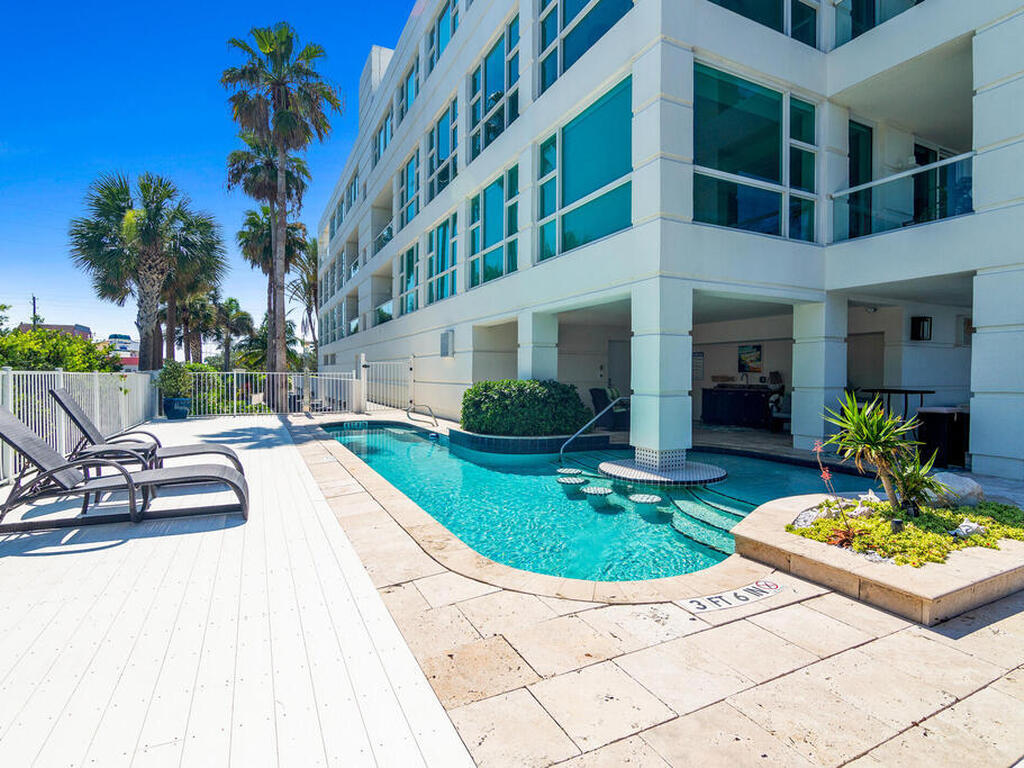 3500 S Atlantic Avenue, Cocoa Beach, FL 32931