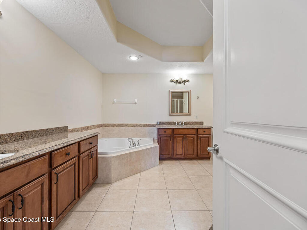 1 Eighth Avenue, Indialantic, FL 32903
