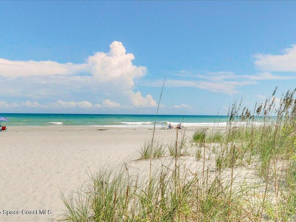 1 Eighth Avenue, Indialantic, FL 32903