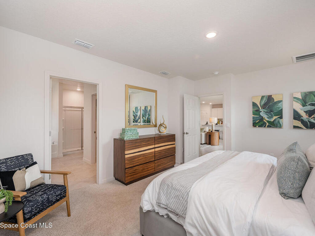 2702 Indian River Parkway, Mims, FL 32754