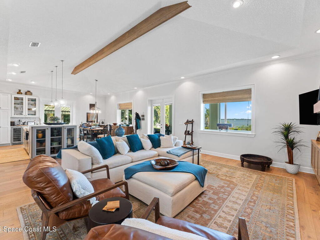 413 N Indian River Drive, Cocoa, FL 32922