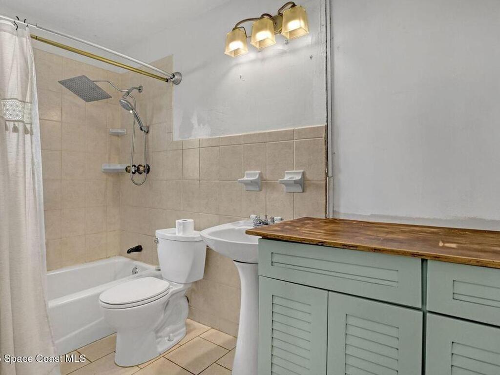 1515 Quince Avenue, Merritt Island, FL 32952