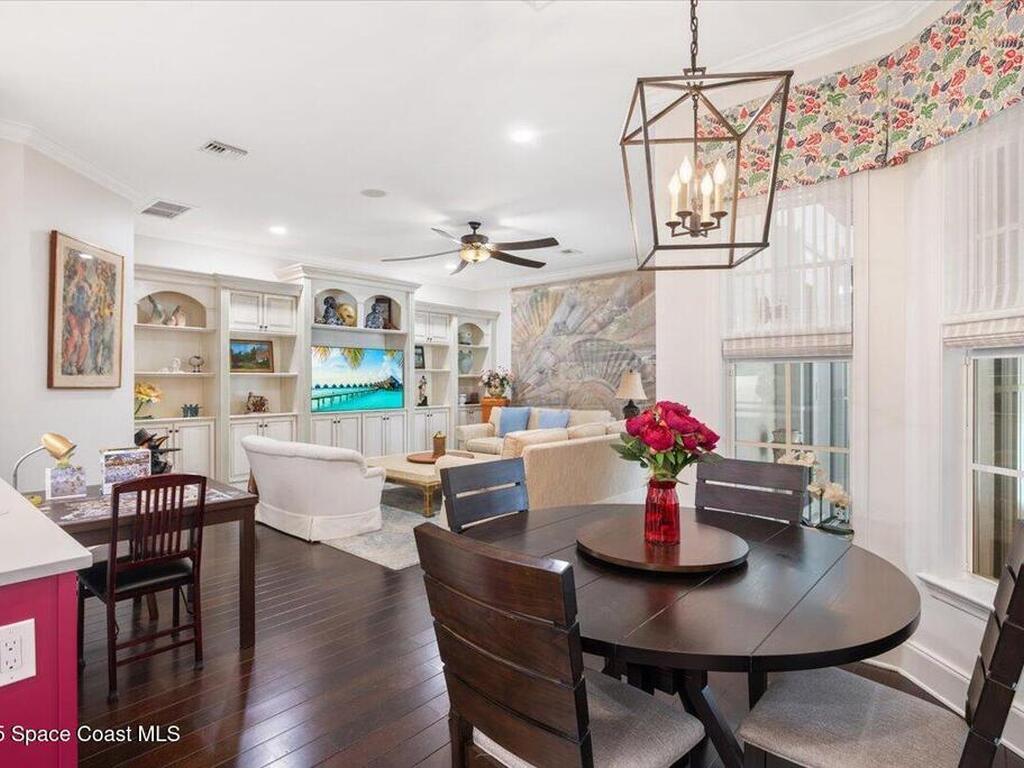 651 N Tomahawk Trail, Indian River Shores, FL 32963