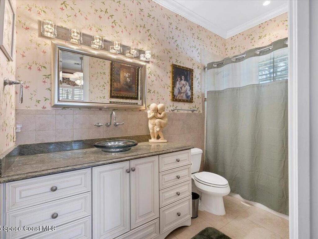 651 N Tomahawk Trail, Indian River Shores, FL 32963