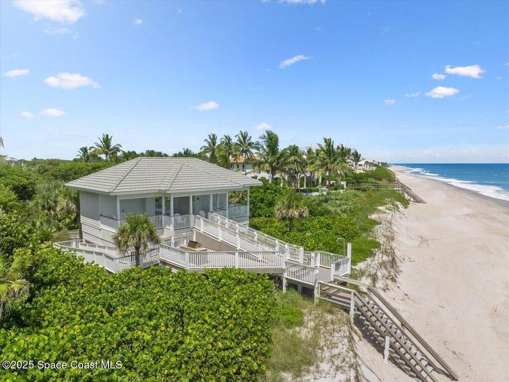 651 N Tomahawk Trail, Indian River Shores, FL 32963