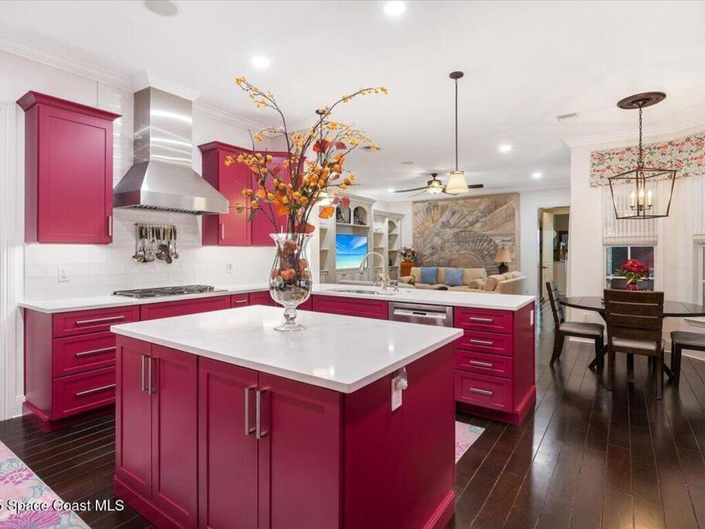 651 N Tomahawk Trail, Indian River Shores, FL 32963