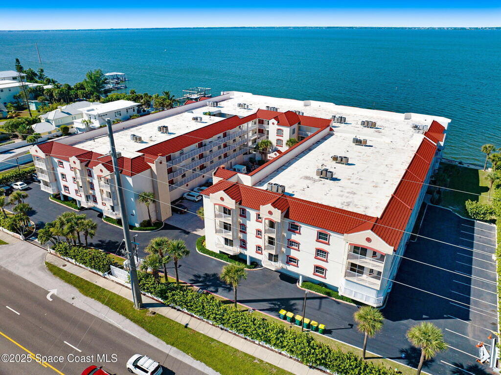 3360 S Atlantic Avenue, Cocoa Beach, 32931