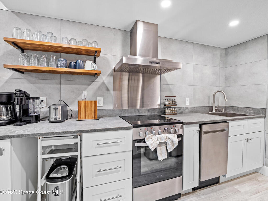 8600 Ridgewood Avenue, Cape Canaveral, 32920