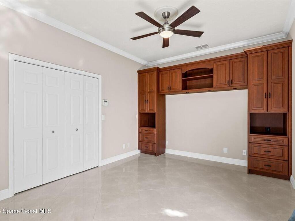 10285 S Tropical Trail, Merritt Island, FL 32952