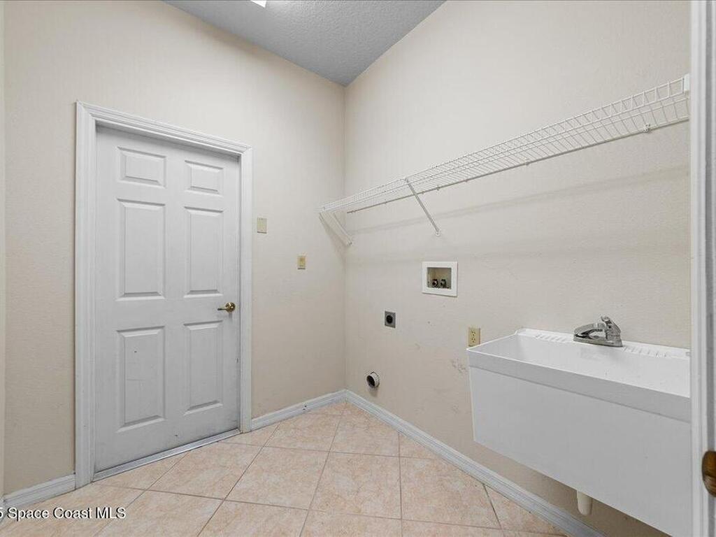 2295 Marsh Harbor Avenue, Merritt Island, FL 32952