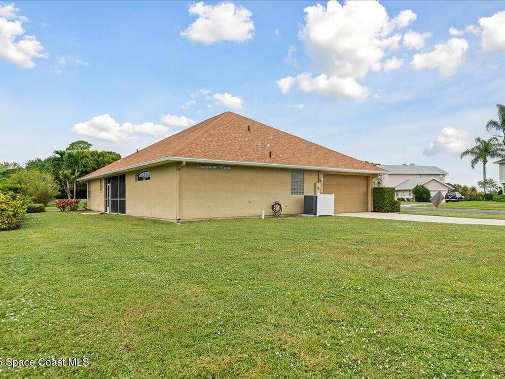 2295 Marsh Harbor Avenue, Merritt Island, FL 32952