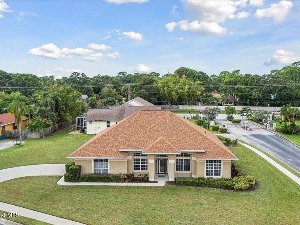 2295 Marsh Harbor Avenue, Merritt Island, FL 32952