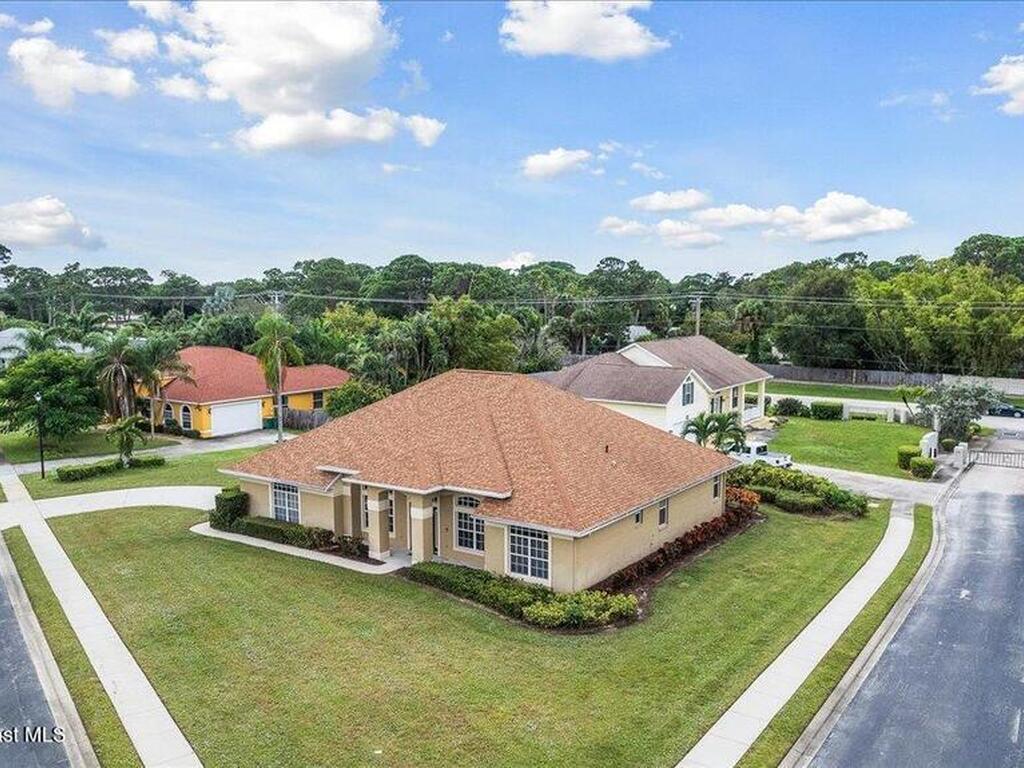 2295 Marsh Harbor Avenue, Merritt Island, FL 32952