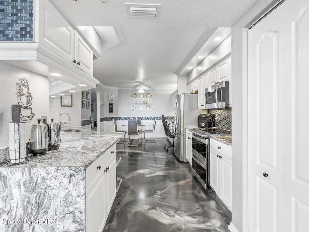 925 N Highway A1a, Indialantic, FL 32903