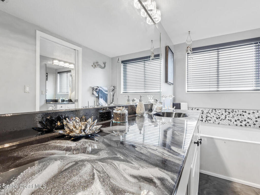 925 N Highway A1a, Indialantic, FL 32903