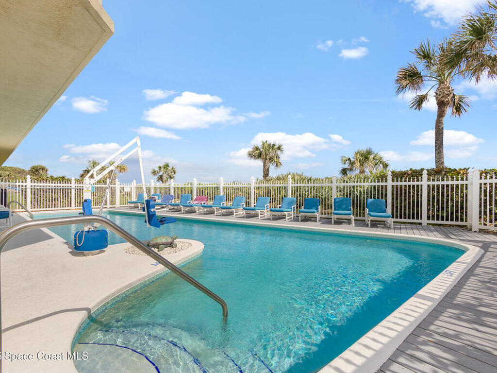 925 N Highway A1a, Indialantic, FL 32903