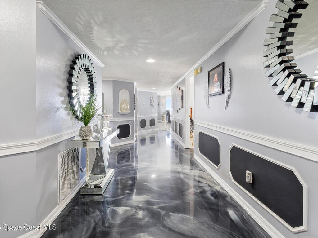 925 N Highway A1a, Indialantic, FL 32903