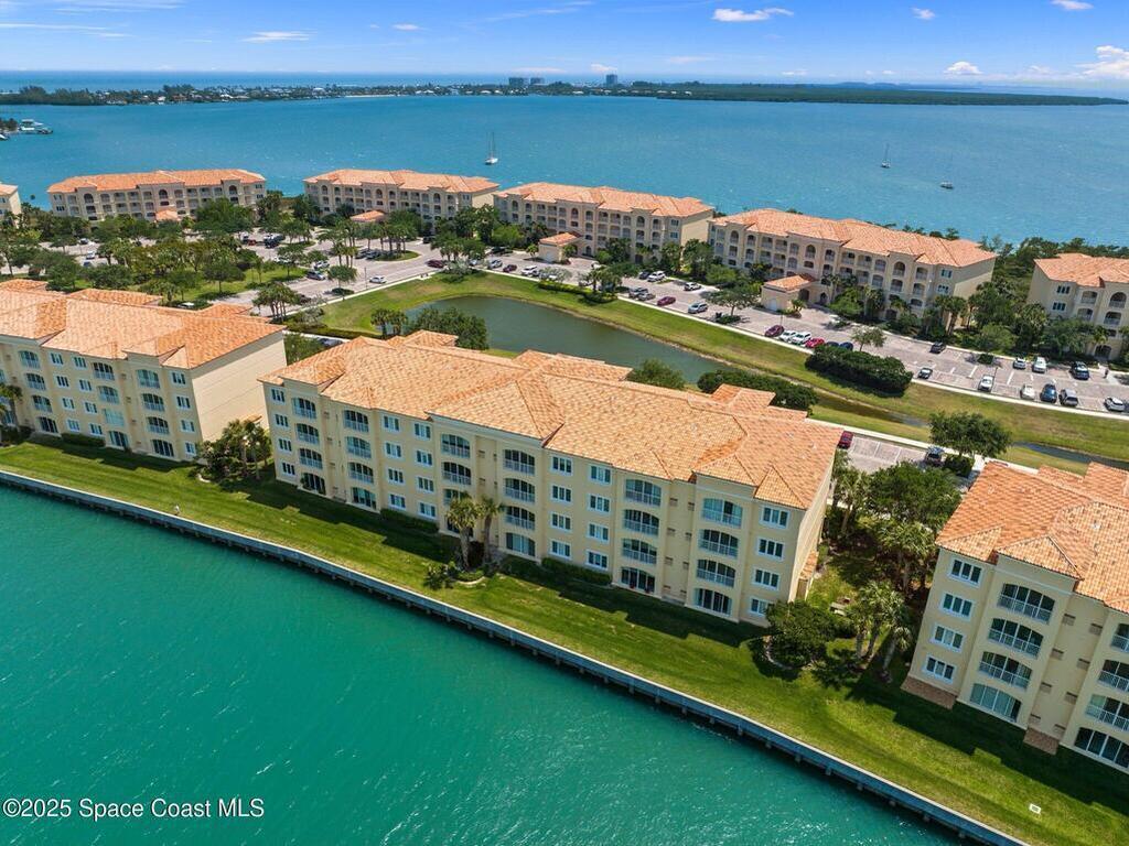 17 Harbour Isle Drive, Hutchinson Island, FL 34949