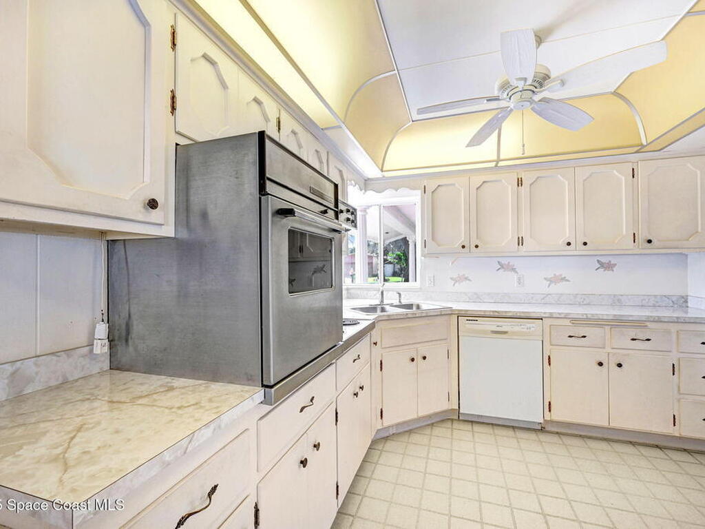 159 Antigua Drive, Cocoa Beach, FL 32931