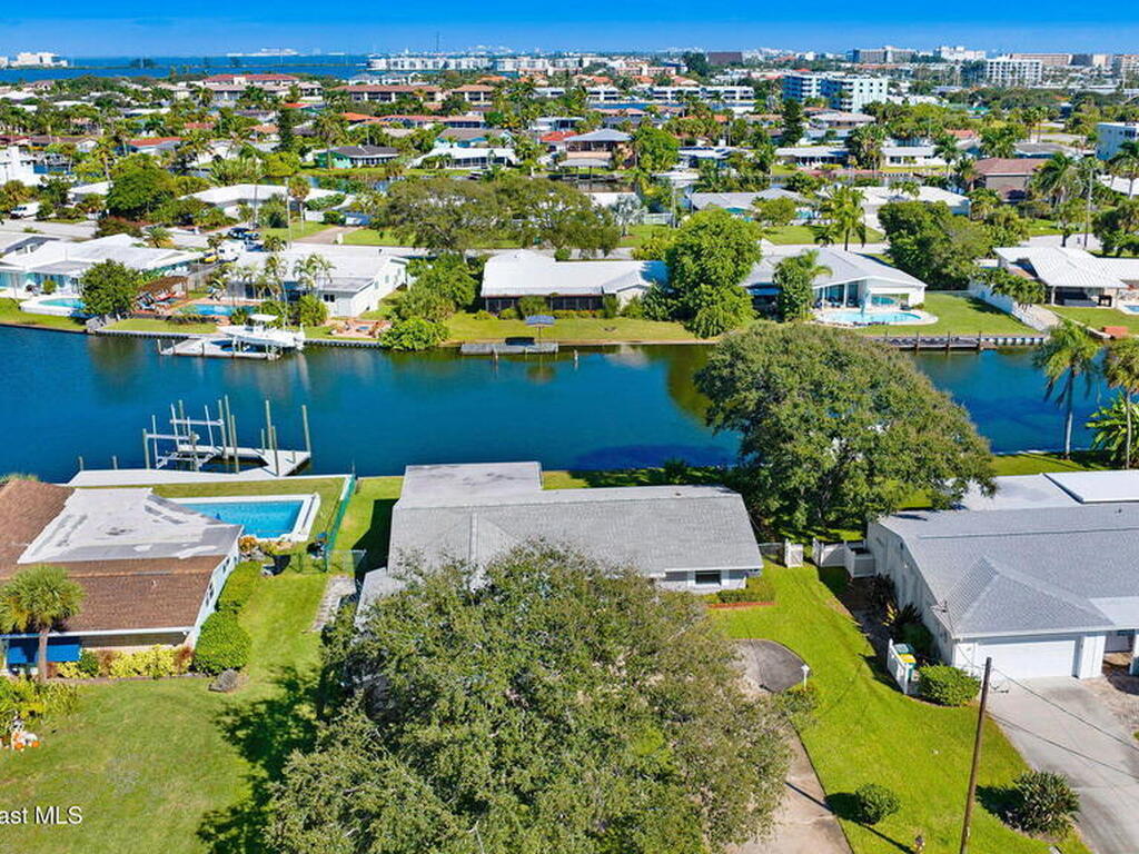 159 Antigua Drive, Cocoa Beach, FL 32931