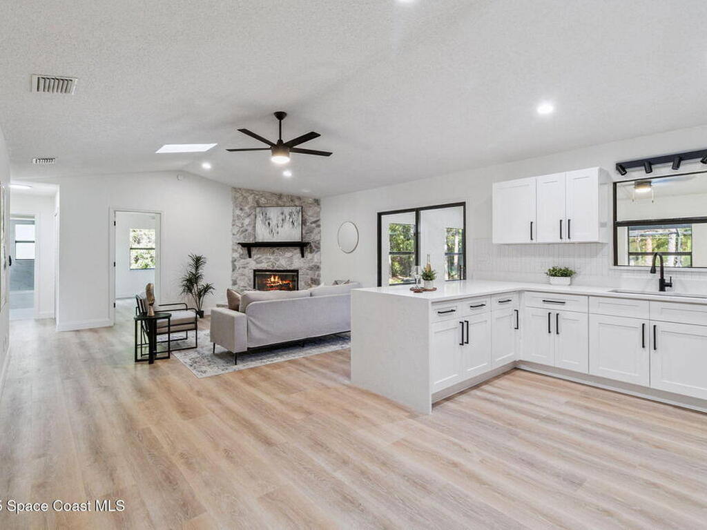 3715 Corey Road, Malabar, FL 32950