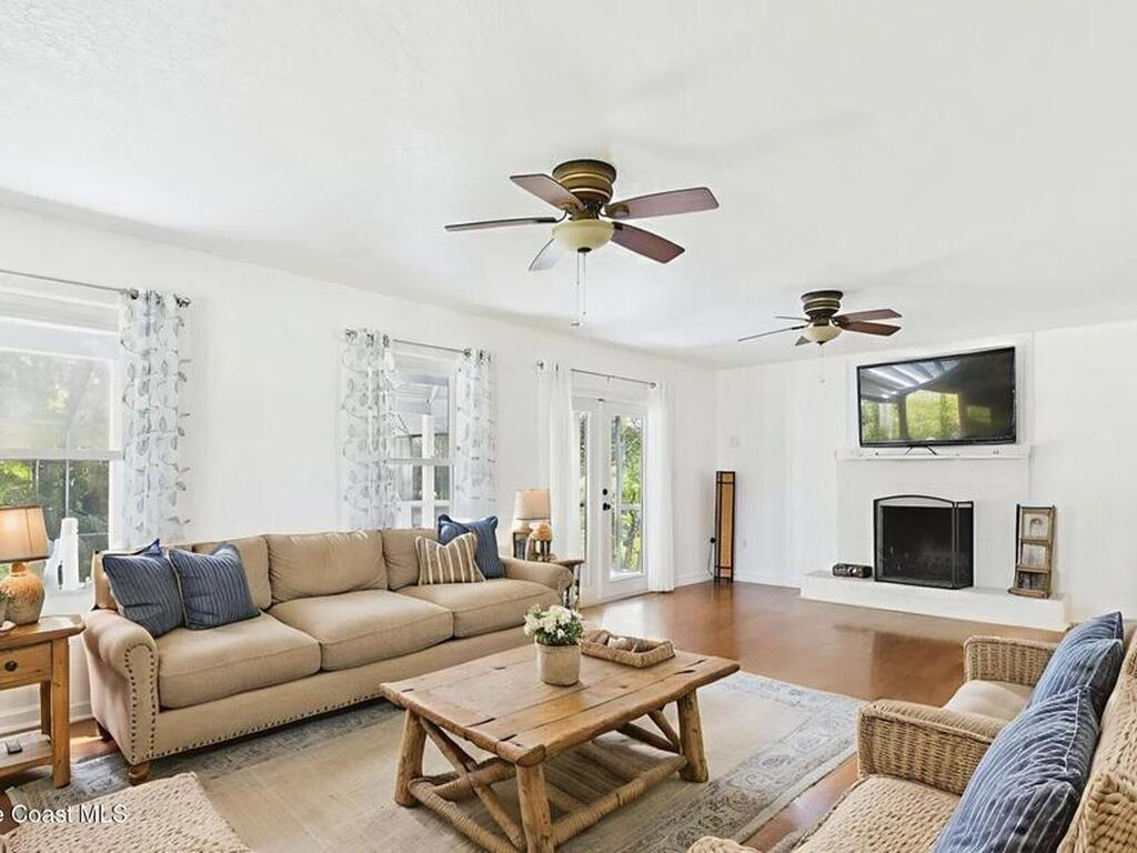 3435 Huggins Drive, Malabar, FL 32950