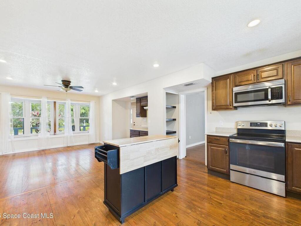 3435 Huggins Drive, Malabar, FL 32950