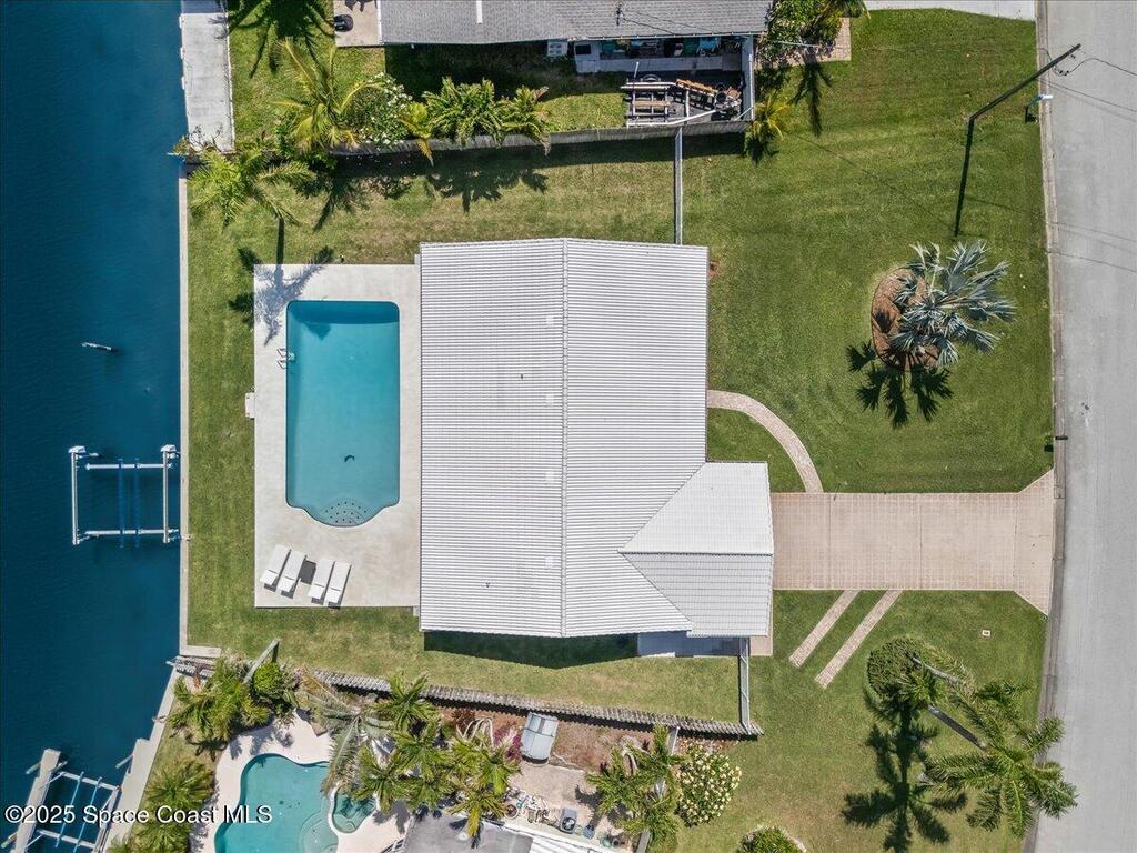 161 Bahama Boulevard, Cocoa Beach, FL 32931