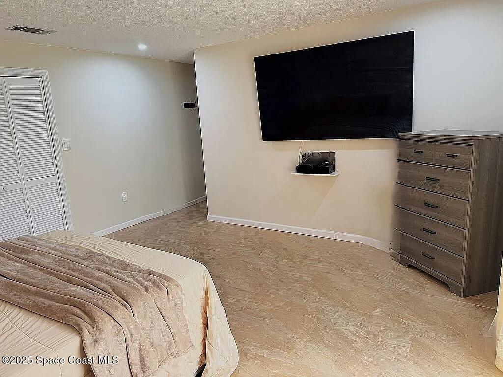 725 Puesta Del Sol Plaza, Indialantic, FL 32903