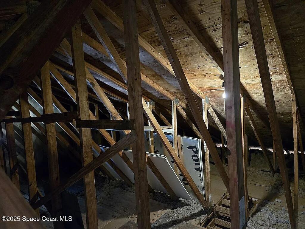 725 Puesta Del Sol Plaza, Indialantic, FL 32903