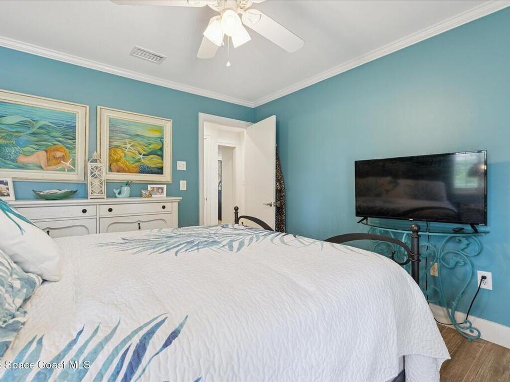 905 Starboard Dr Drive, Vero Beach, FL 32963