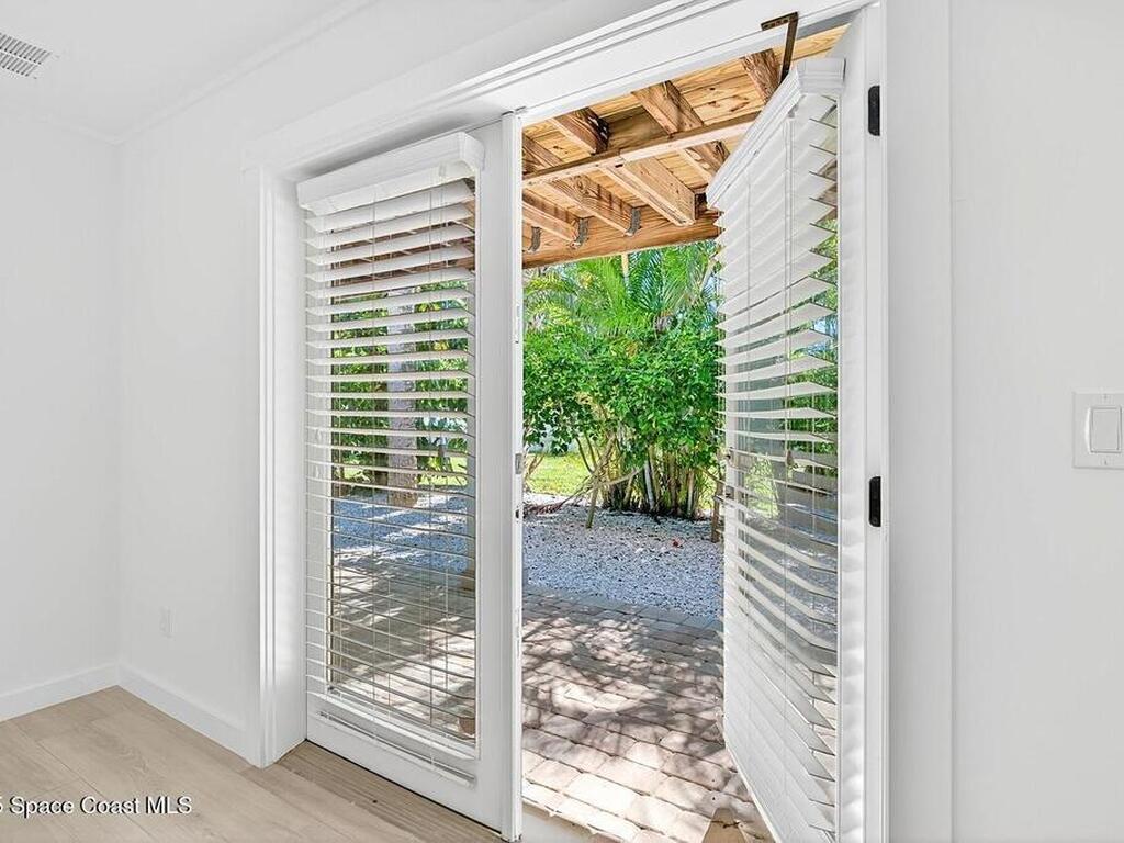 924 Coquina Lane, Vero Beach, FL 32963