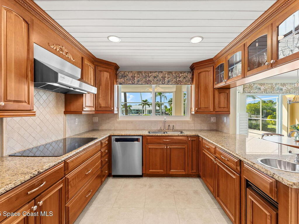 798 Hawksbill Island Drive, Satellite Beach, FL 32937