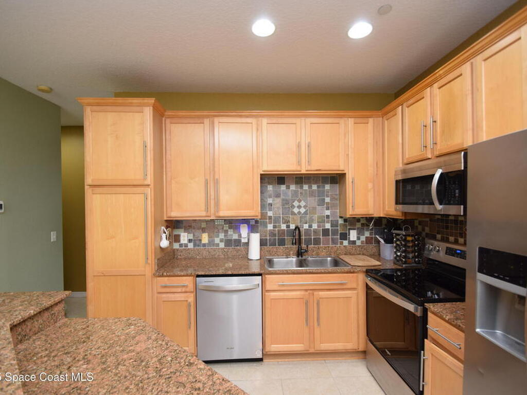 1327 Salem Orchard Lane, Brandon, FL 33510